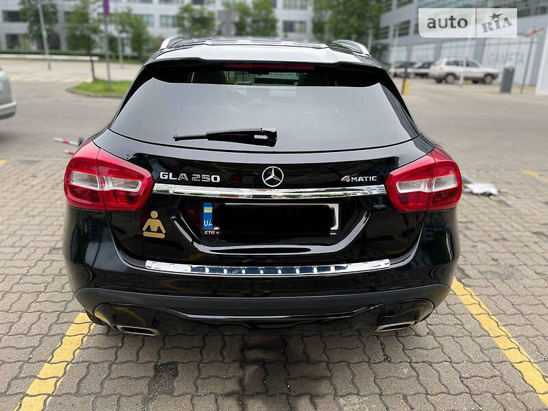 Позашляховик / Кросовер Mercedes-Benz GLA-Class 2018 в Львові