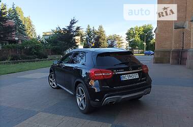 Внедорожник / Кроссовер Mercedes-Benz GLA-Class 2015 в Львове