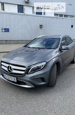 Внедорожник / Кроссовер Mercedes-Benz GLA-Class 2014 в Ужгороде