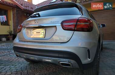 Внедорожник / Кроссовер Mercedes-Benz GLA-Class 2017 в 