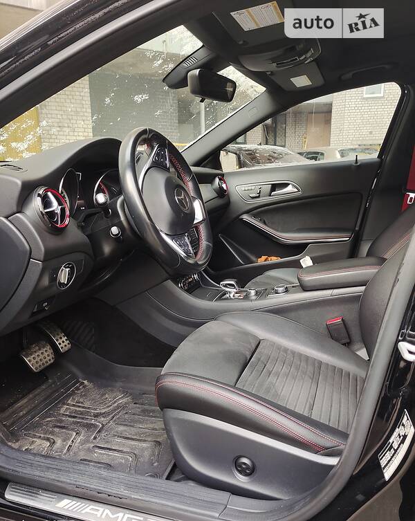 Внедорожник / Кроссовер Mercedes-Benz GLA-Class 2015 в Киеве фото 2 Внедорожник / Кроссовер Mercedes-Benz GLA-Class 2015 в Киеве