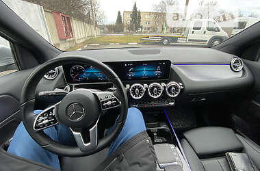 Внедорожник / Кроссовер Mercedes-Benz GLA-Class 2020 в 