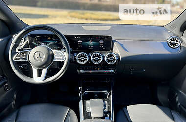 Внедорожник / Кроссовер Mercedes-Benz GLA-Class 2020 в 