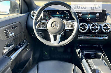 Внедорожник / Кроссовер Mercedes-Benz GLA-Class 2020 в 