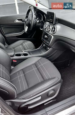 Внедорожник / Кроссовер Mercedes-Benz GLA-Class 2014 в 