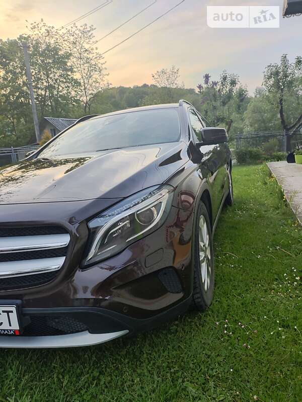 Внедорожник / Кроссовер Mercedes-Benz GLA-Class 2014 в 