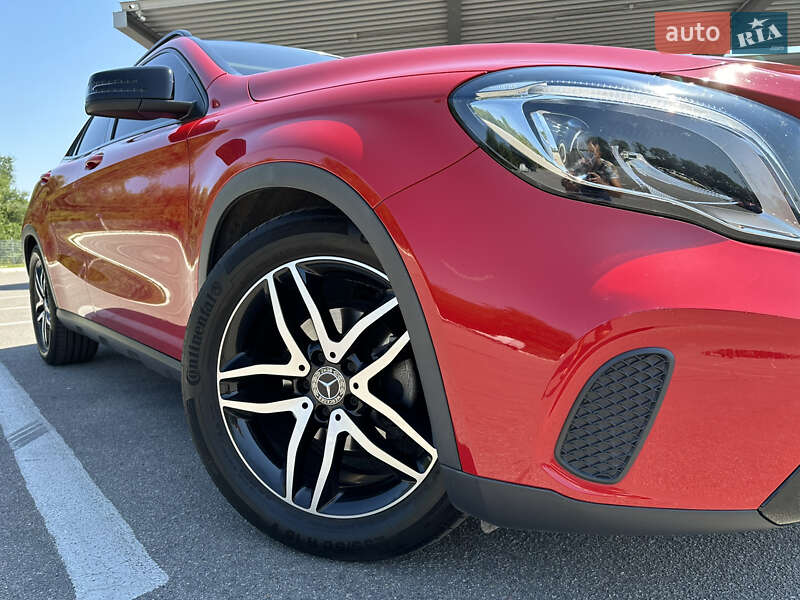 Позашляховик / Кросовер Mercedes-Benz GLA-Class 2018 в Дніпрі