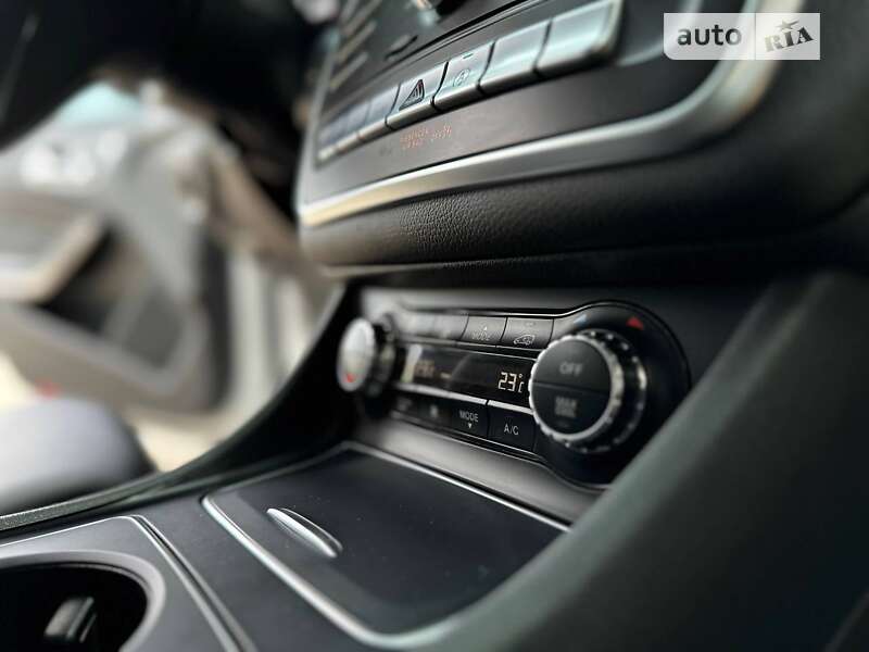 Позашляховик / Кросовер Mercedes-Benz GLA-Class 2019 в Кропивницькому