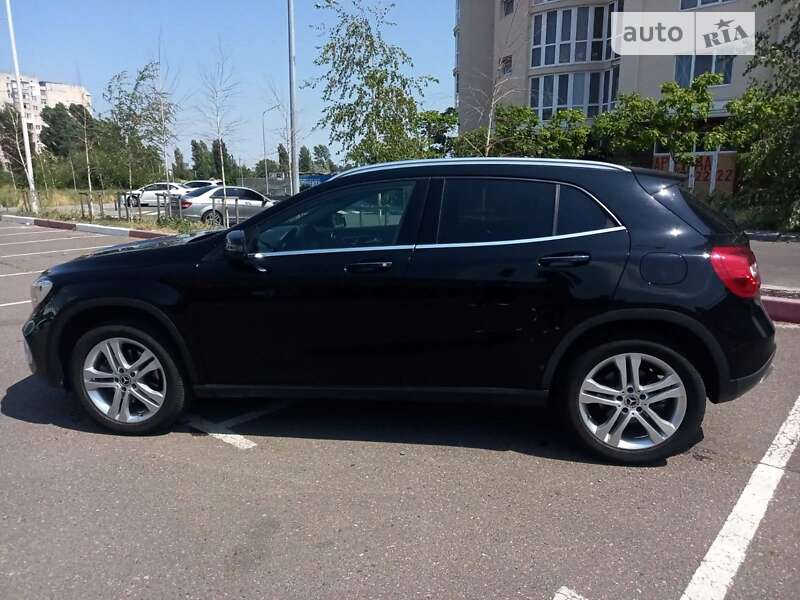 Позашляховик / Кросовер Mercedes-Benz GLA-Class 2018 в Миколаєві