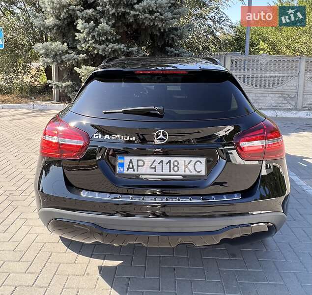 Внедорожник / Кроссовер Mercedes-Benz GLA-Class 2019 в Запорожье фото 4 Внедорожник / Кроссовер Mercedes-Benz GLA-Class 2019 в Запорожье