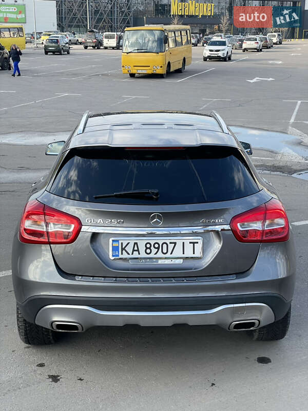 Внедорожник / Кроссовер Mercedes-Benz GLA-Class 2017 в Киеве