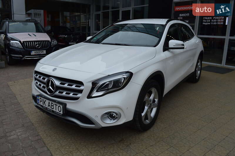 Внедорожник / Кроссовер Mercedes-Benz GLA-Class 2019 в 