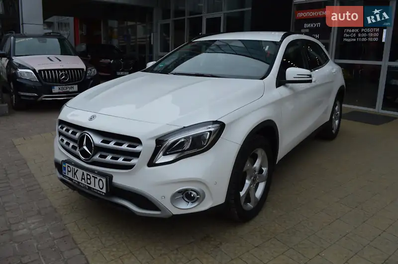 Внедорожник / Кроссовер Mercedes-Benz GLA-Class 2019 в 