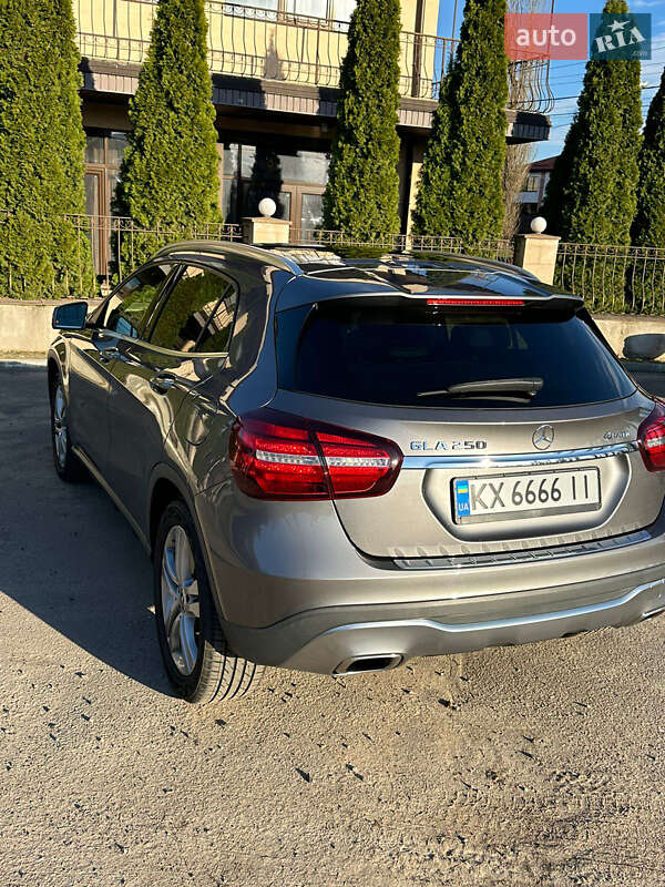 Внедорожник / Кроссовер Mercedes-Benz GLA-Class 2019 в Харькове