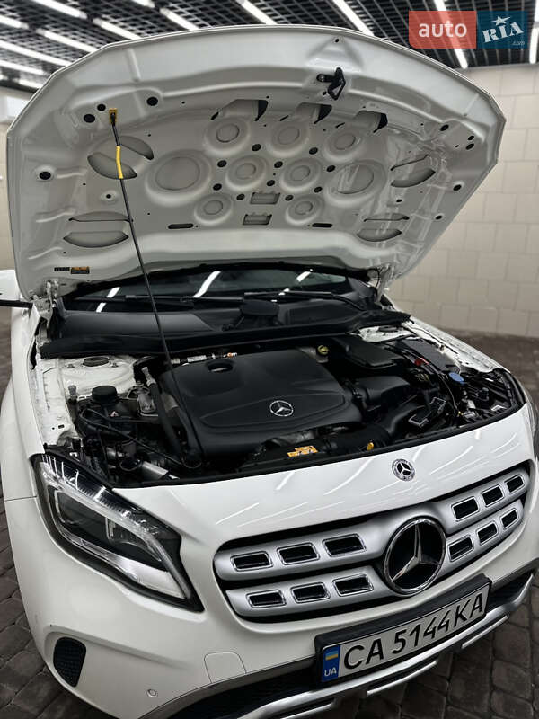 Позашляховик / Кросовер Mercedes-Benz GLA-Class 2018 в Черкасах