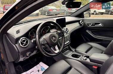 Внедорожник / Кроссовер Mercedes-Benz GLA-Class 2018 в 
