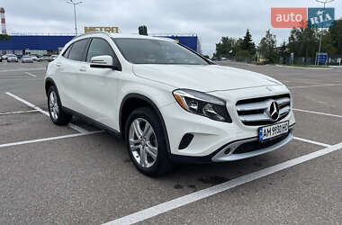 Позашляховик / Кросовер Mercedes-Benz GLA-Class 2016 в 
