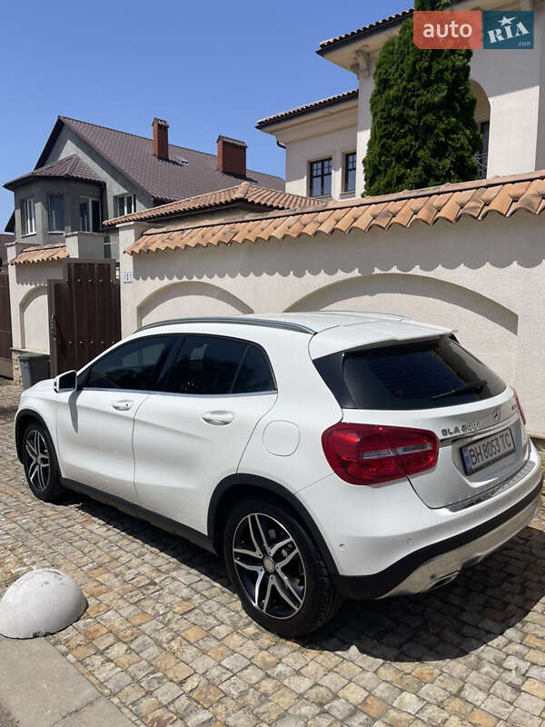 Внедорожник / Кроссовер Mercedes-Benz GLA-Class 2016 в Одессе