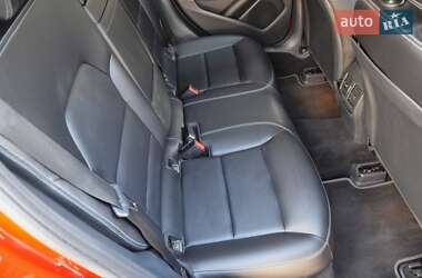 Внедорожник / Кроссовер Mercedes-Benz GLA-Class 2018 в 