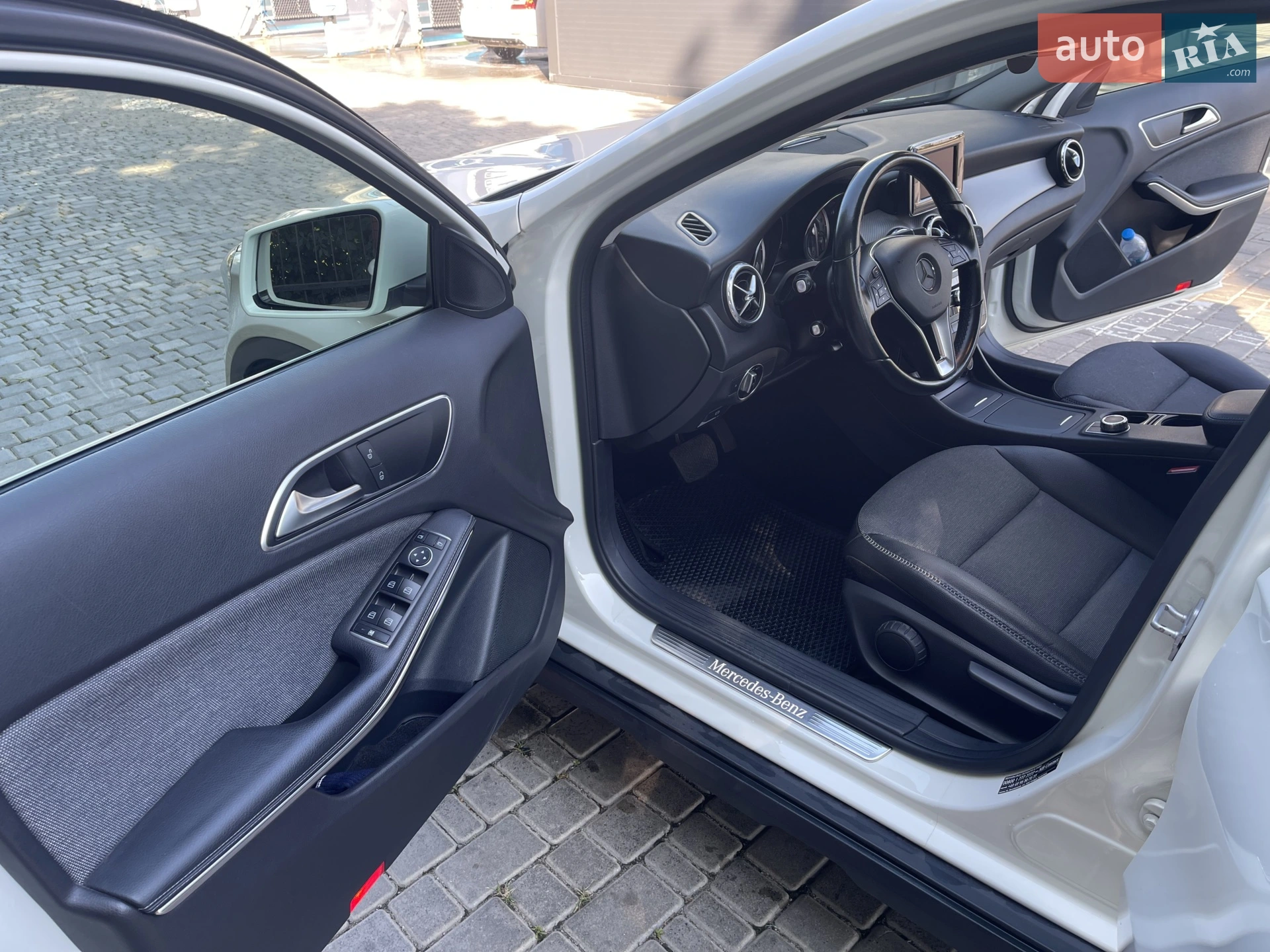 2015 Mercedes-Benz GLA-klasse - мініатюра 12