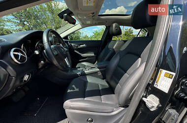 Внедорожник / Кроссовер Mercedes-Benz GLA-Class 2015 в 