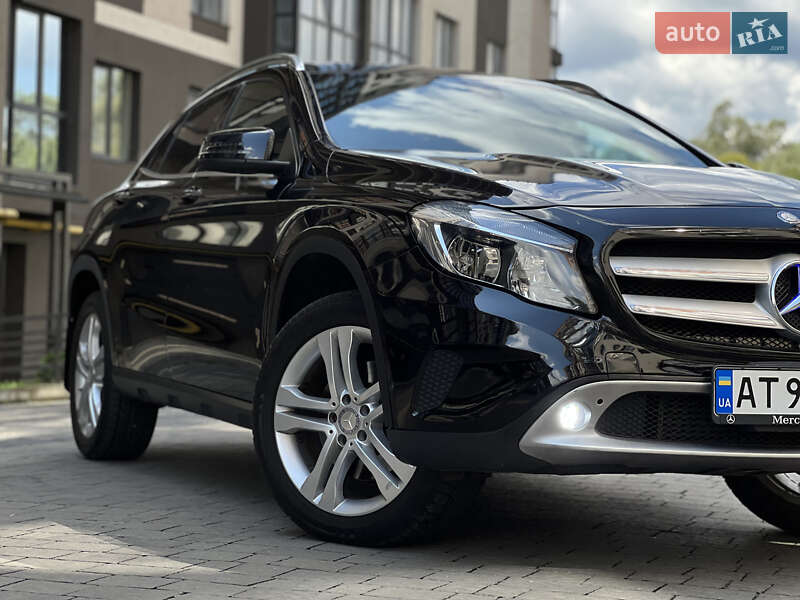 Mercedes-Benz GLA-Class 2015