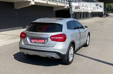 Позашляховик / Кросовер Mercedes-Benz GLA-Class 2015 в 