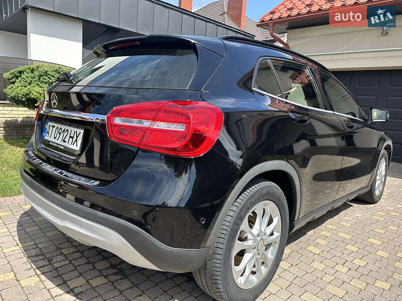 Внедорожник / Кроссовер Mercedes-Benz GLA-Class 2016 в Ивано-Франковске