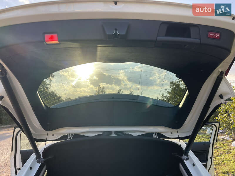 Внедорожник / Кроссовер Mercedes-Benz GLA-Class 2016 в Первомайске фото 18 Внедорожник / Кроссовер Mercedes-Benz GLA-Class 2016 в Первомайске