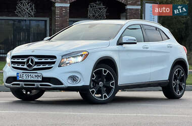 Внедорожник / Кроссовер Mercedes-Benz GLA-Class 2019 в Киеве