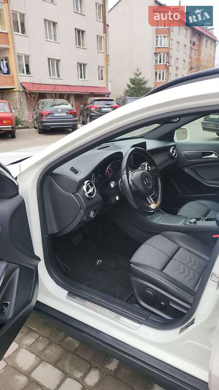 Внедорожник / Кроссовер Mercedes-Benz GLA-Class 2018 в Львове фото 13 Внедорожник / Кроссовер Mercedes-Benz GLA-Class 2018 в Львове