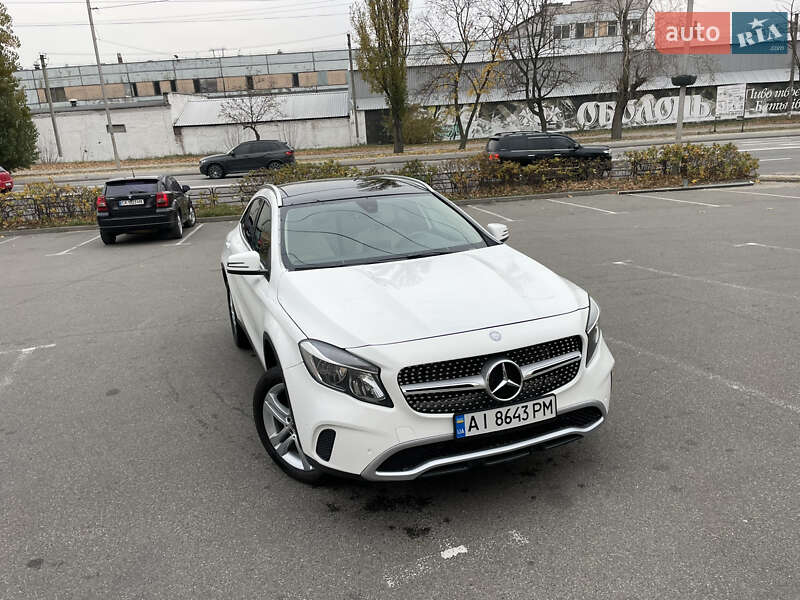 Внедорожник / Кроссовер Mercedes-Benz GLA-Class 2018 в Вышгороде