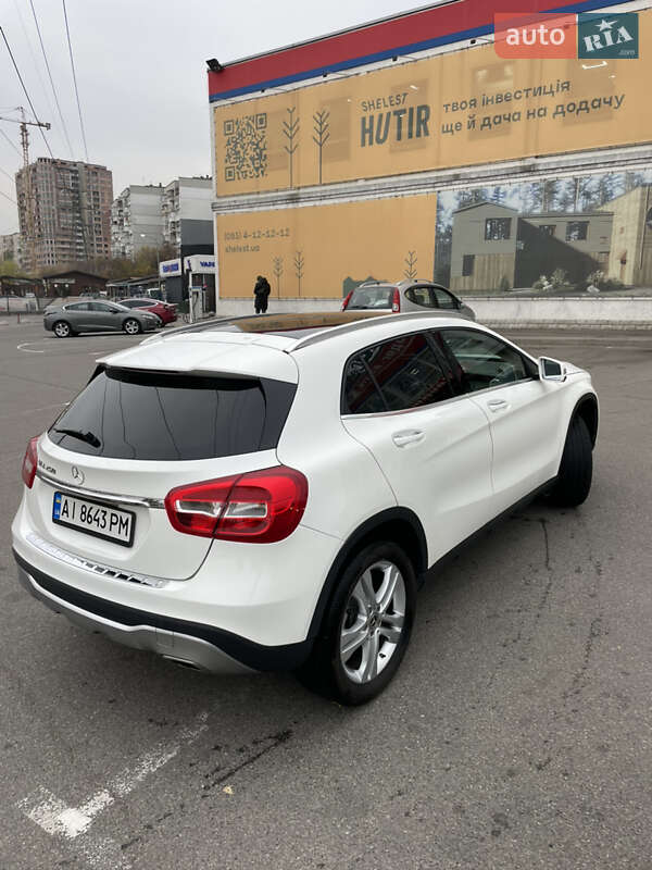 Внедорожник / Кроссовер Mercedes-Benz GLA-Class 2018 в Вышгороде