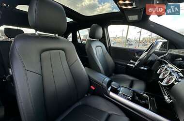 Внедорожник / Кроссовер Mercedes-Benz GLA-Class 2022 в 