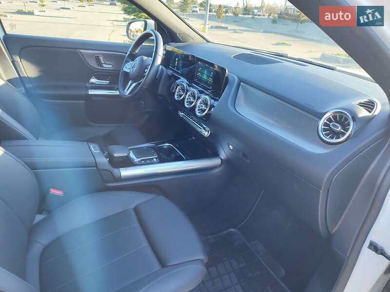 Внедорожник / Кроссовер Mercedes-Benz GLA-Class 2020 в Одессе