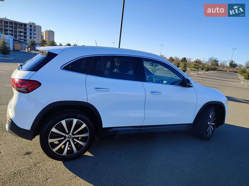 Внедорожник / Кроссовер Mercedes-Benz GLA-Class 2020 в Одессе