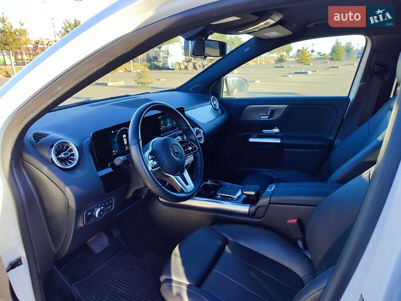 Внедорожник / Кроссовер Mercedes-Benz GLA-Class 2020 в Одессе
