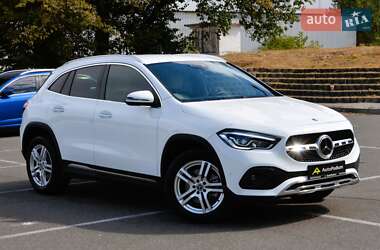 Позашляховик / Кросовер Mercedes-Benz GLA-Class 2020 в Києві