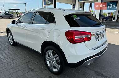 Внедорожник / Кроссовер Mercedes-Benz GLA-Class 2018 в 
