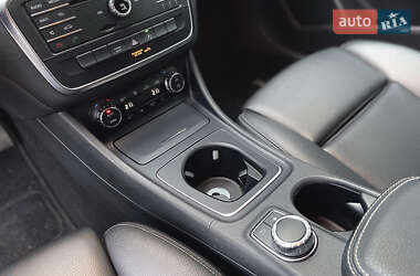 Внедорожник / Кроссовер Mercedes-Benz GLA-Class 2016 в 