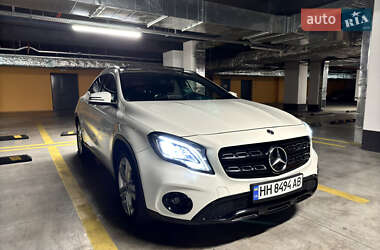 Внедорожник / Кроссовер Mercedes-Benz GLA-Class 2017 в 