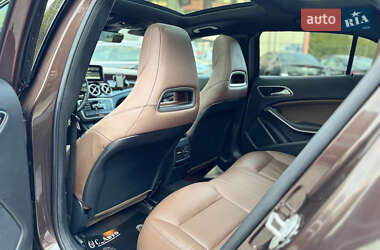 Позашляховик / Кросовер Mercedes-Benz GLA-Class 2014 в 