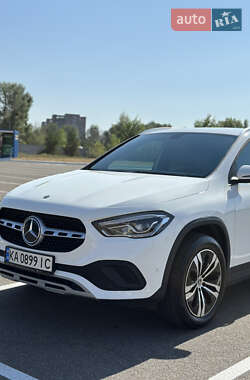 Внедорожник / Кроссовер Mercedes-Benz GLA-Class 2021 в 