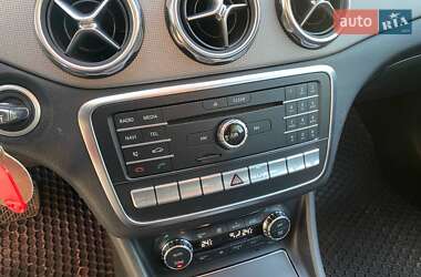 Внедорожник / Кроссовер Mercedes-Benz GLA-Class 2017 в 