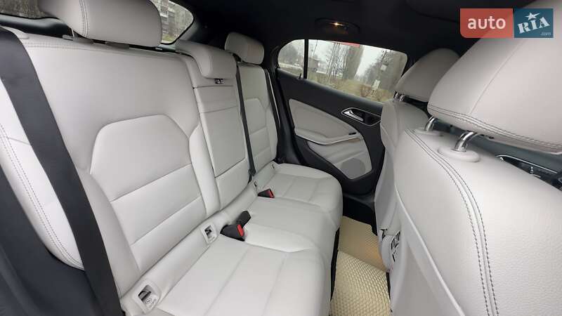 Внедорожник / Кроссовер Mercedes-Benz GLA-Class 2017 в Киеве фото 54 Внедорожник / Кроссовер Mercedes-Benz GLA-Class 2017 в Киеве