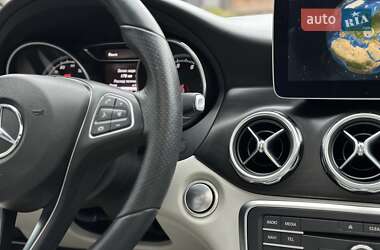 Внедорожник / Кроссовер Mercedes-Benz GLA-Class 2017 в 