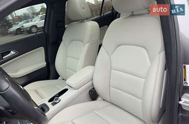 Внедорожник / Кроссовер Mercedes-Benz GLA-Class 2017 в 