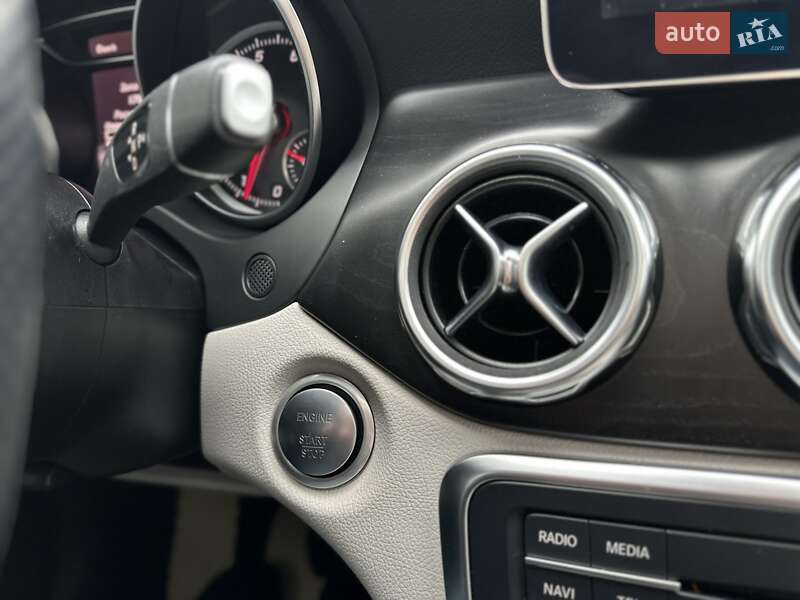 Внедорожник / Кроссовер Mercedes-Benz GLA-Class 2017 в Киеве фото 42 Внедорожник / Кроссовер Mercedes-Benz GLA-Class 2017 в Киеве