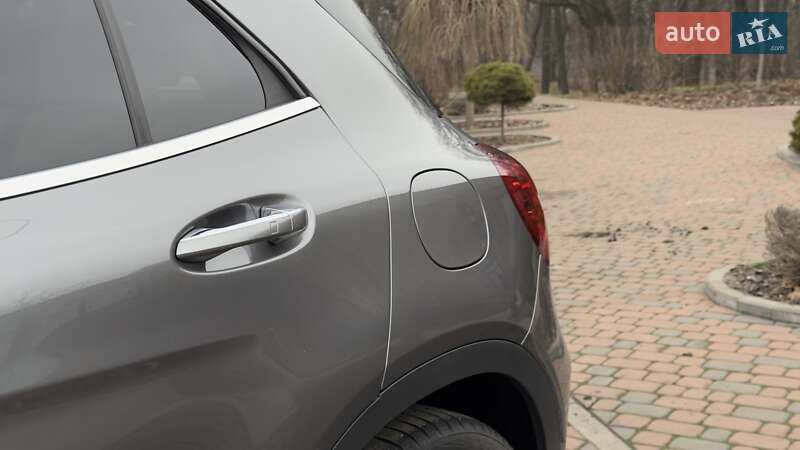Внедорожник / Кроссовер Mercedes-Benz GLA-Class 2017 в Киеве фото 61 Внедорожник / Кроссовер Mercedes-Benz GLA-Class 2017 в Киеве
