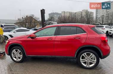 Внедорожник / Кроссовер Mercedes-Benz GLA-Class 2015 в 